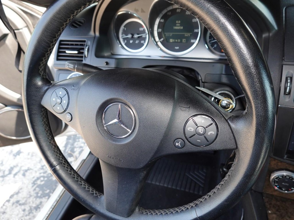 2010 Mercedes Benz C 350 Sport photo 12