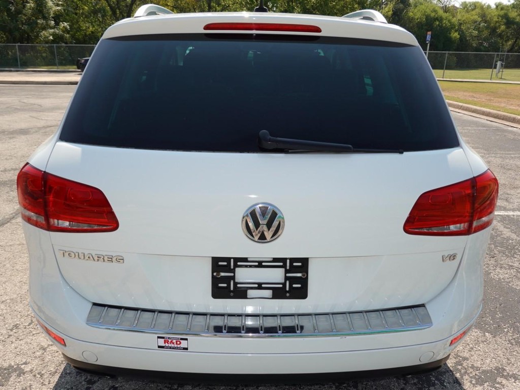 2013 Volkswagen Touareg Lux photo 6