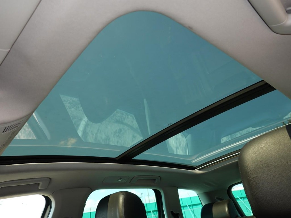 2013 Volkswagen Touareg Lux photo 16