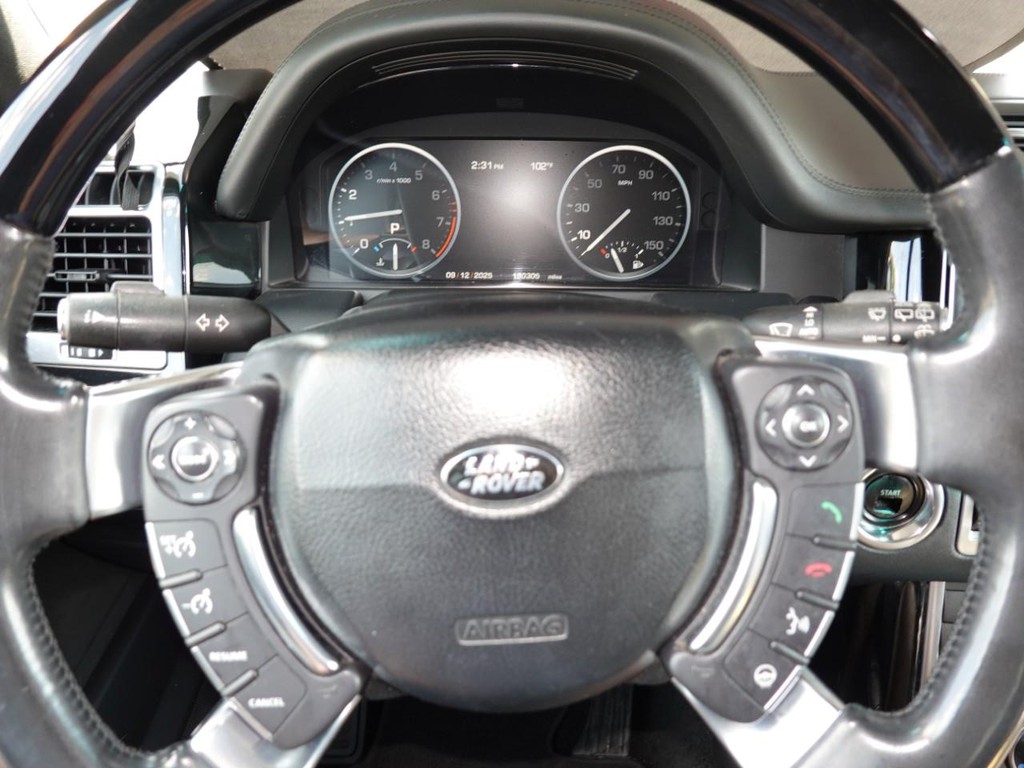 2011 Land Rover Range Rover HSE LUX photo 12