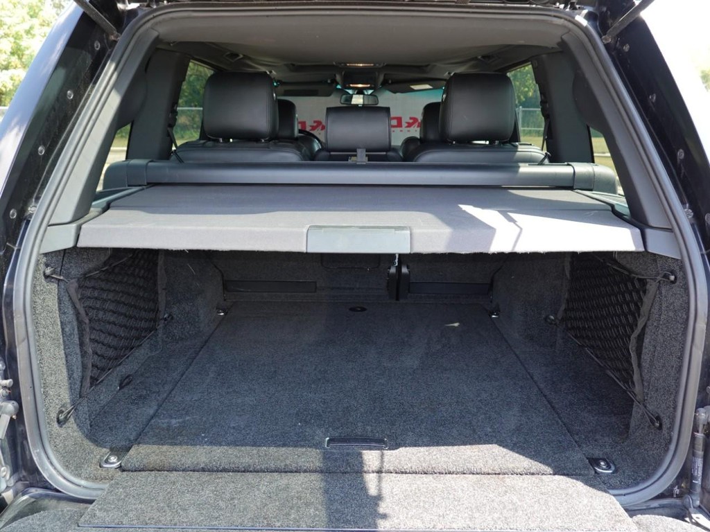 2011 Land Rover Range Rover HSE LUX photo 26
