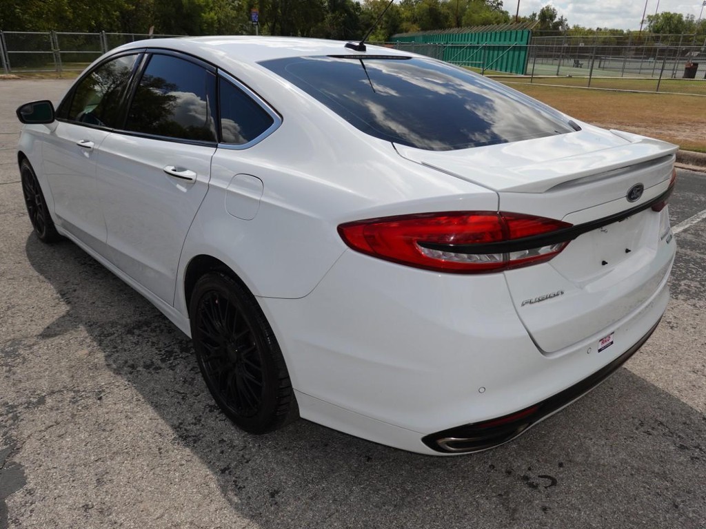 2018 Ford Fusion Titanium photo 5