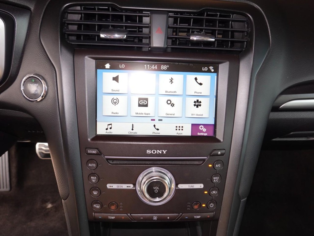 2018 Ford Fusion Titanium photo 13