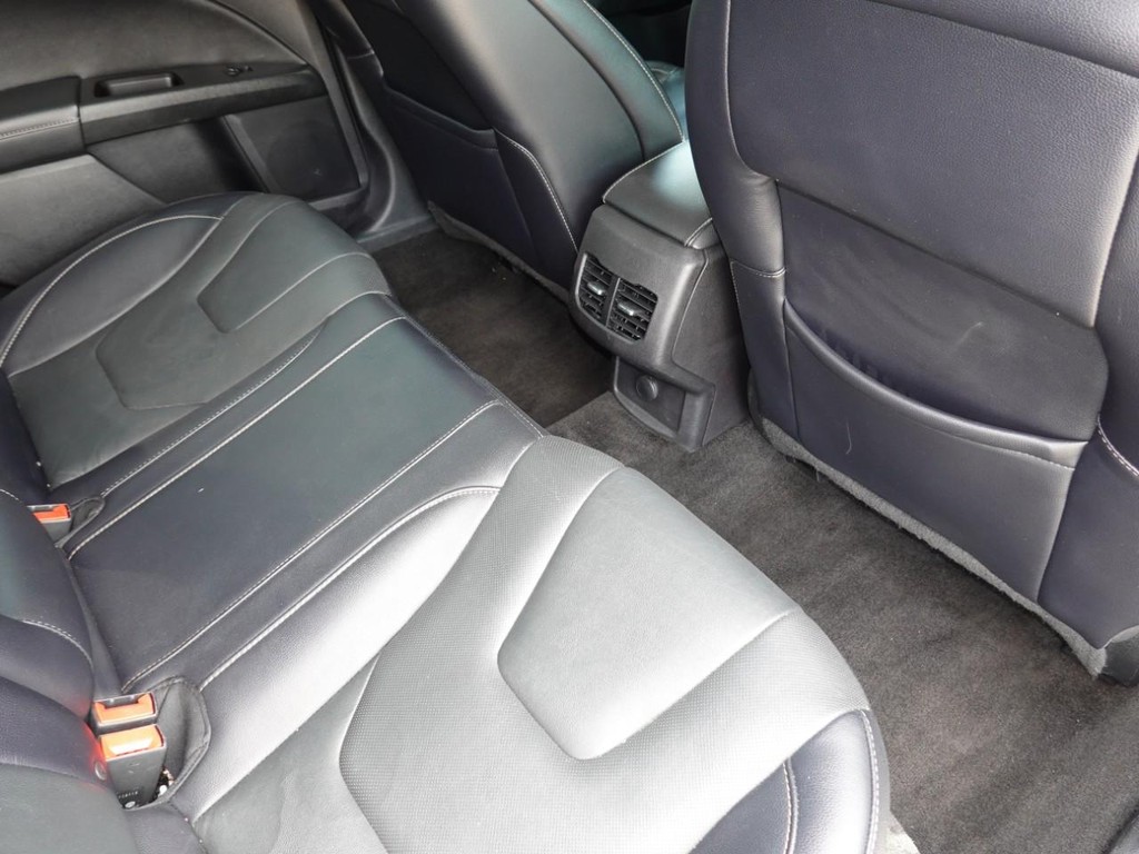 2018 Ford Fusion Titanium photo 23