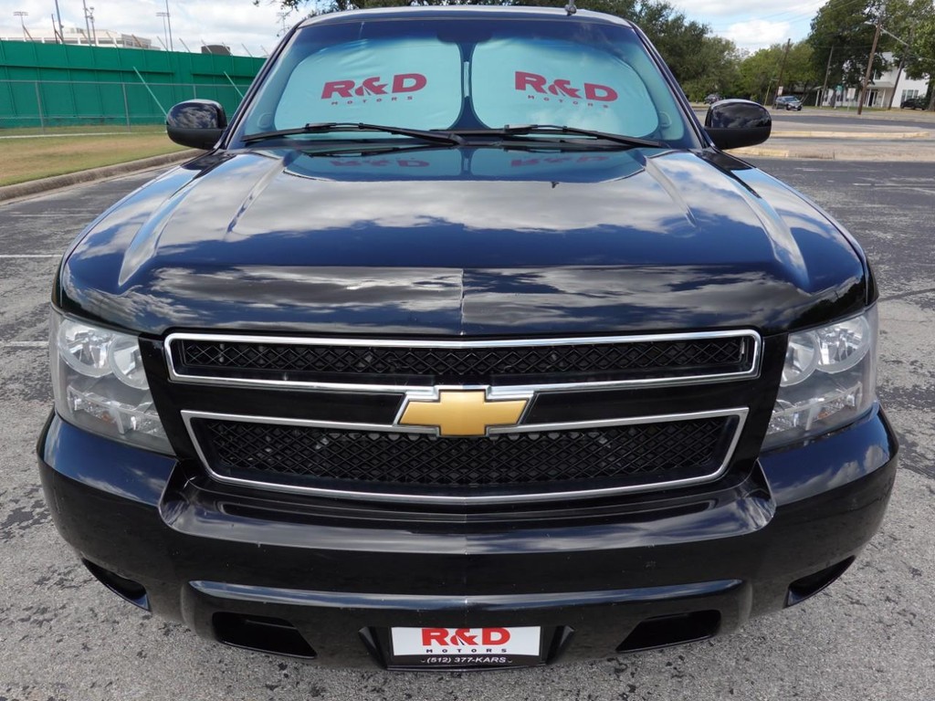 2007 Chevrolet Tahoe LT photo 2