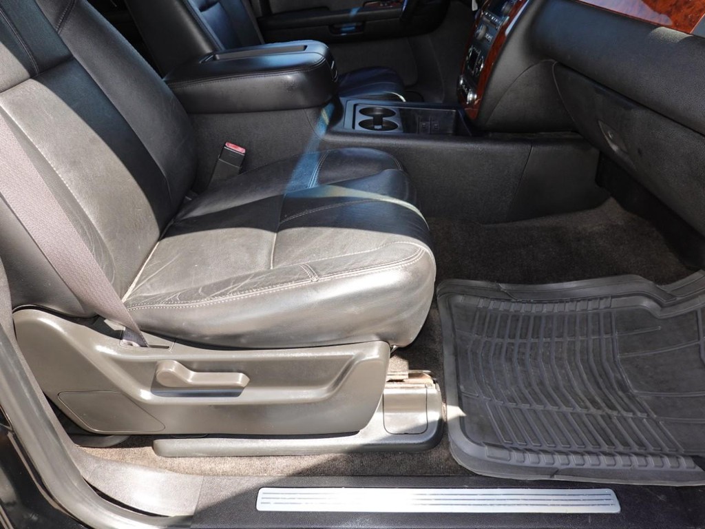 2007 Chevrolet Tahoe LT photo 21