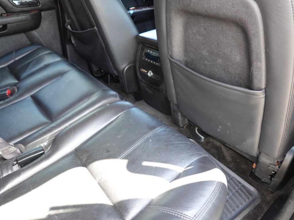 2007 Chevrolet Tahoe LT photo 23