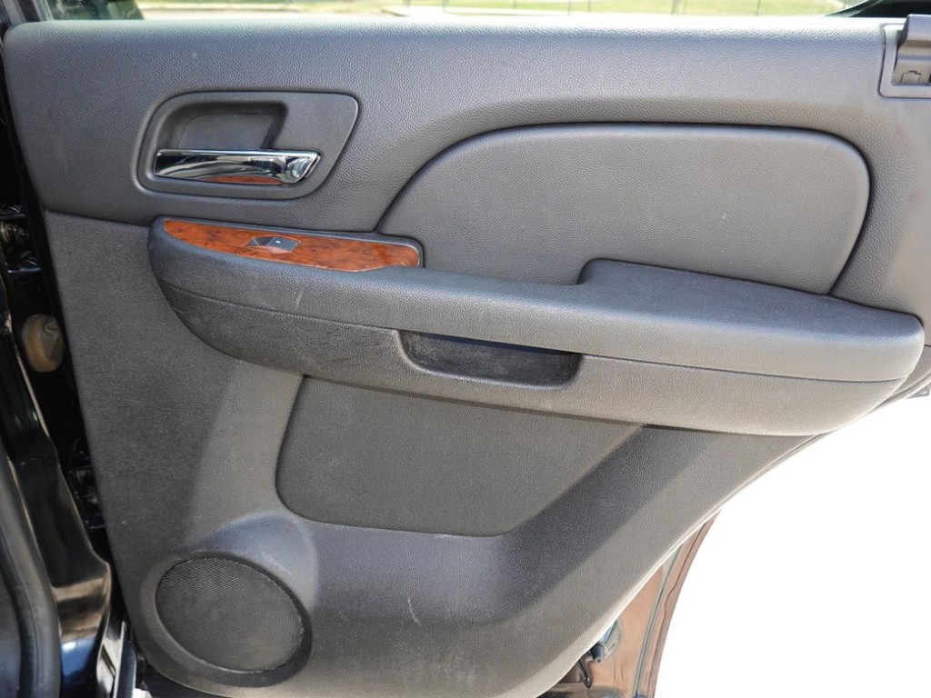 Chevrolet Tahoe Vehicle Full-screen Gallery Image 26