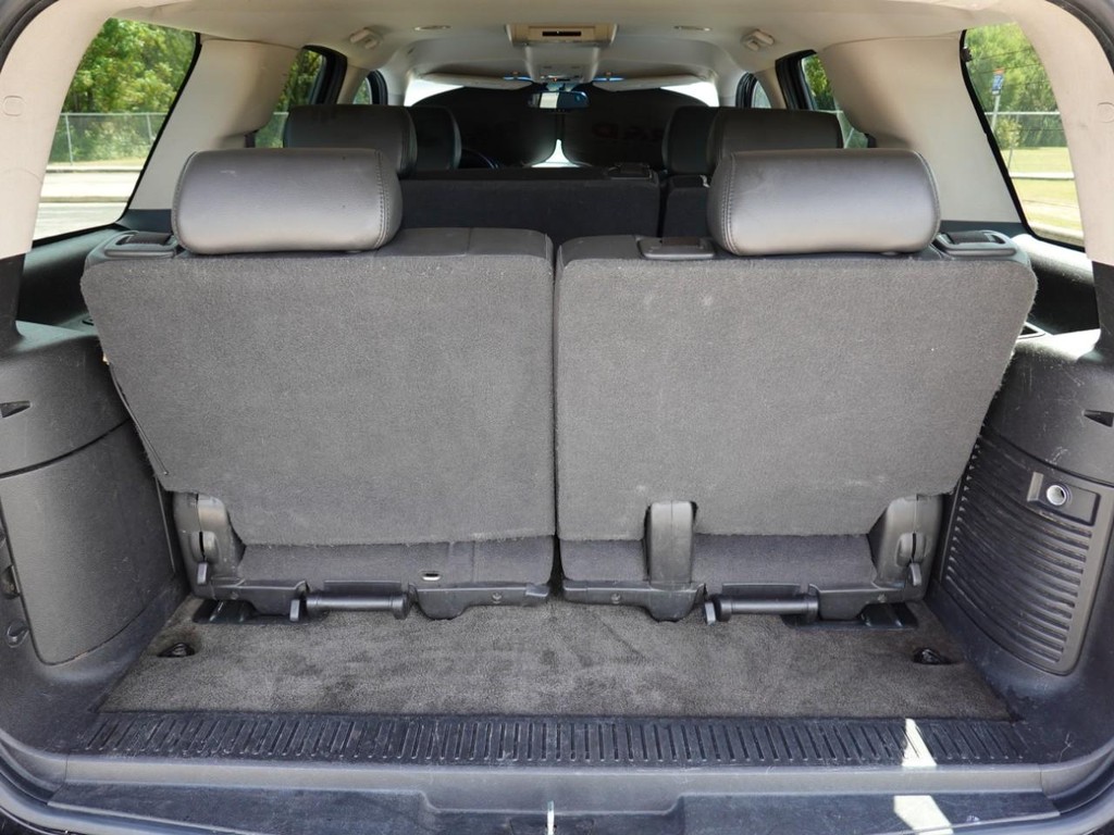 Chevrolet Tahoe Vehicle Full-screen Gallery Image 27