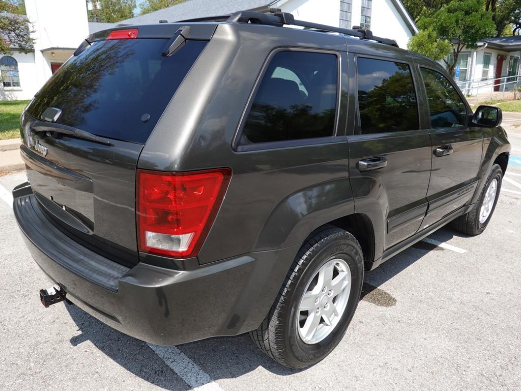 2006 Jeep Grand Cherokee Laredo photo 4