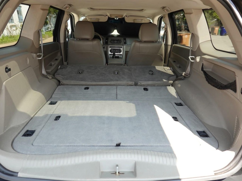 2006 Jeep Grand Cherokee Laredo photo 19
