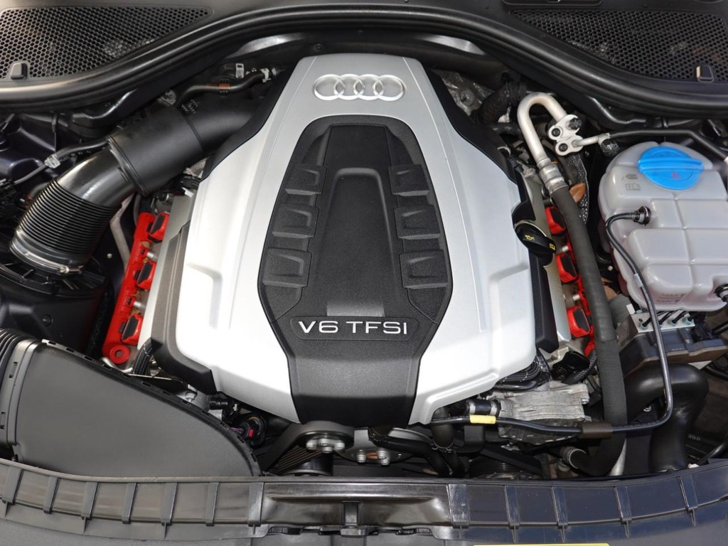 Audi A6 Vehicle Full-screen Gallery Image 29