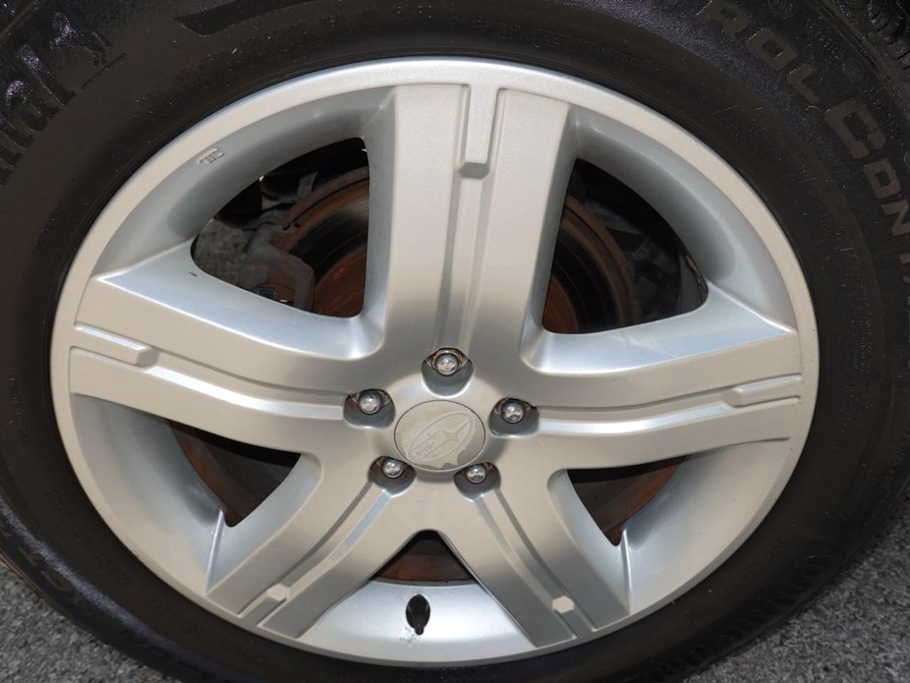 Subaru Forester Vehicle Full-screen Gallery Image 09