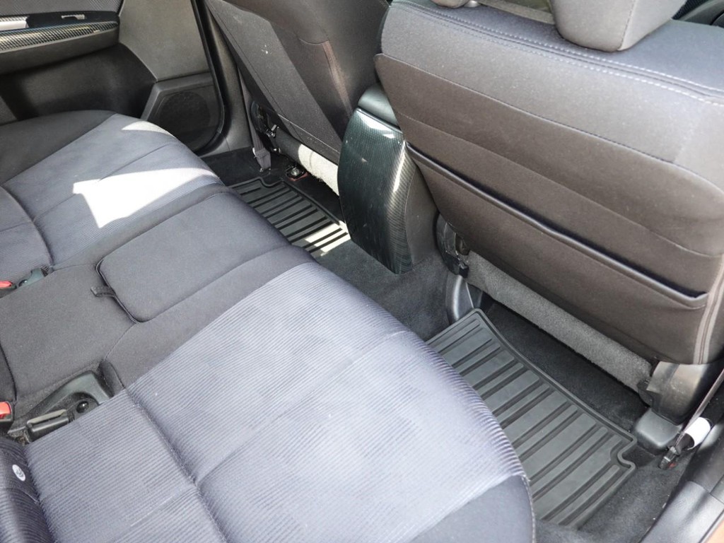 Subaru Forester Vehicle Full-screen Gallery Image 23