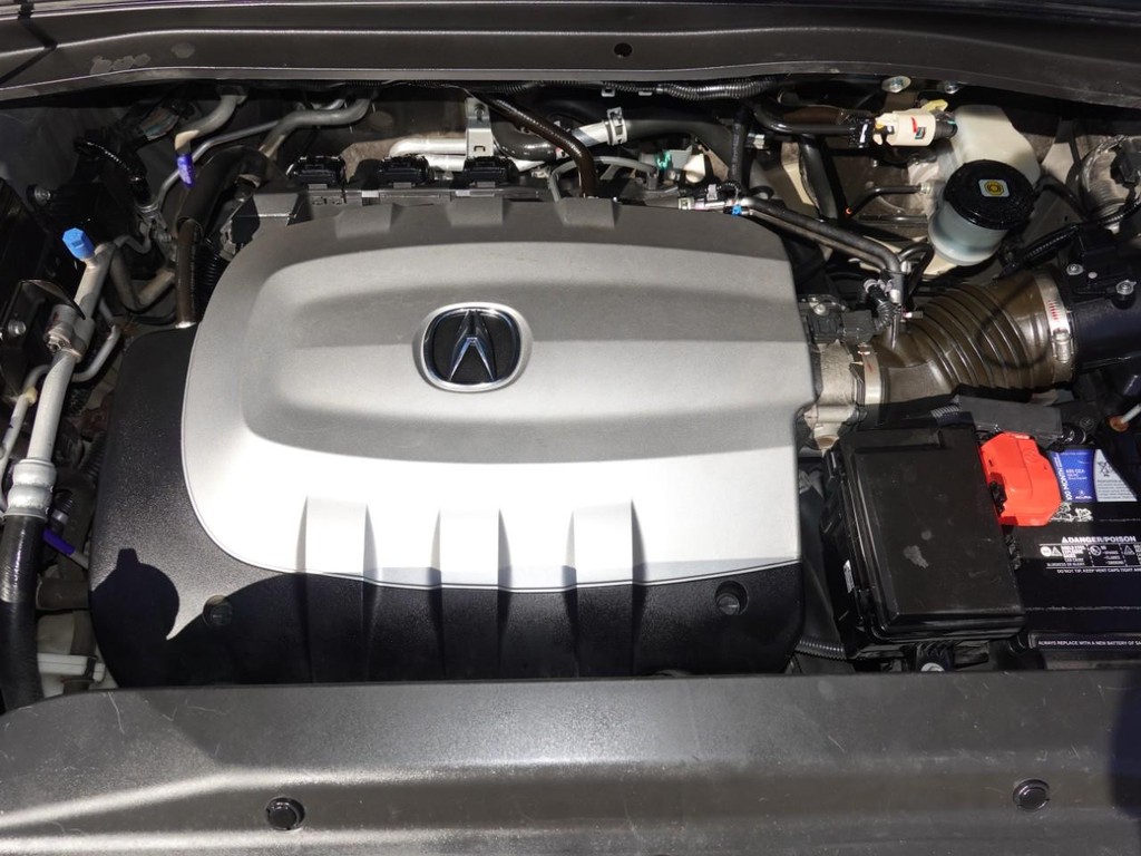 Acura MDX Vehicle Full-screen Gallery Image 30