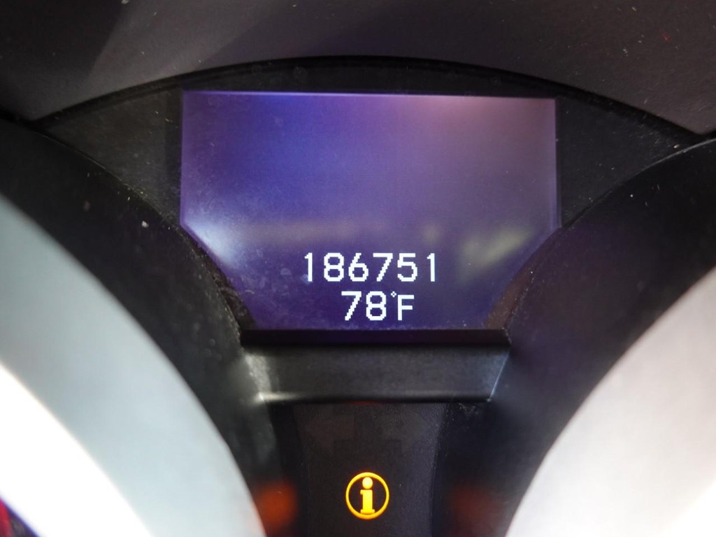 Acura TL Vehicle Full-screen Gallery Image 11