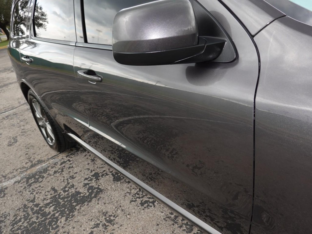 Dodge Durango Vehicle Full-screen Gallery Image 11