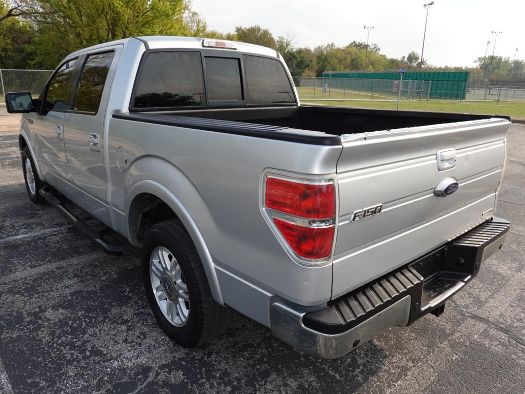 Ford F-150 Vehicle Full-screen Gallery Image 05