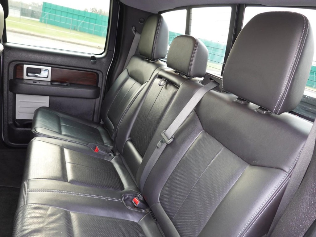 Ford F-150 Vehicle Full-screen Gallery Image 20