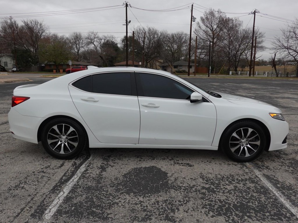 Acura TLX Vehicle Full-screen Gallery Image 08