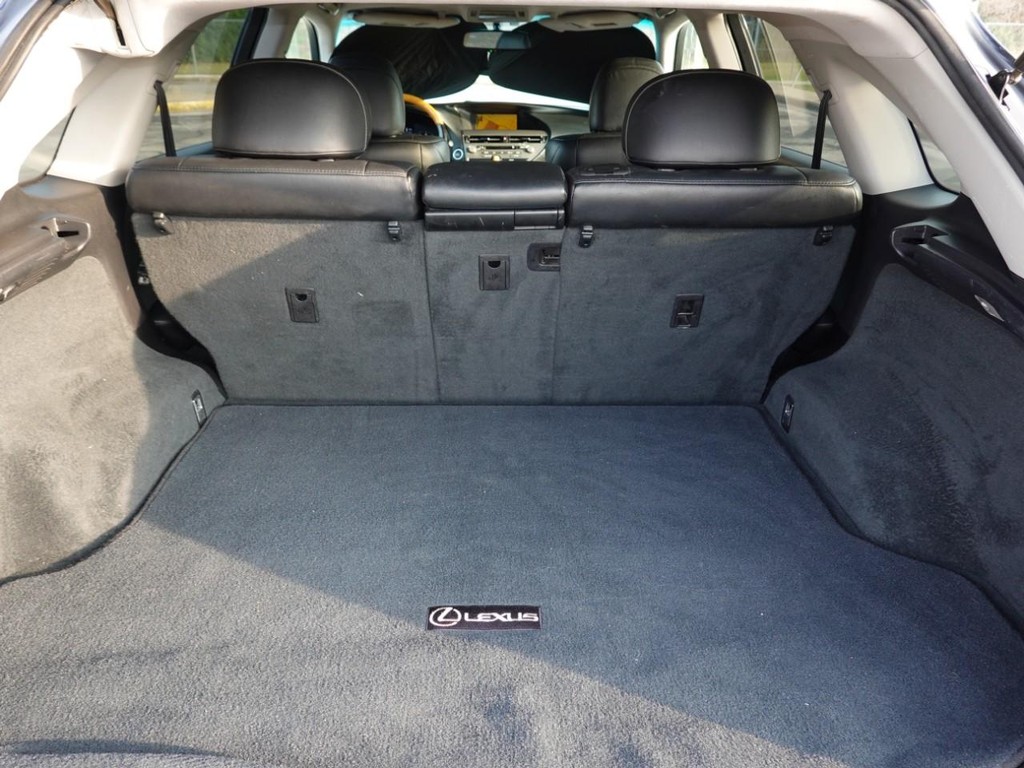 Lexus RX 350 Vehicle Full-screen Gallery Image 27