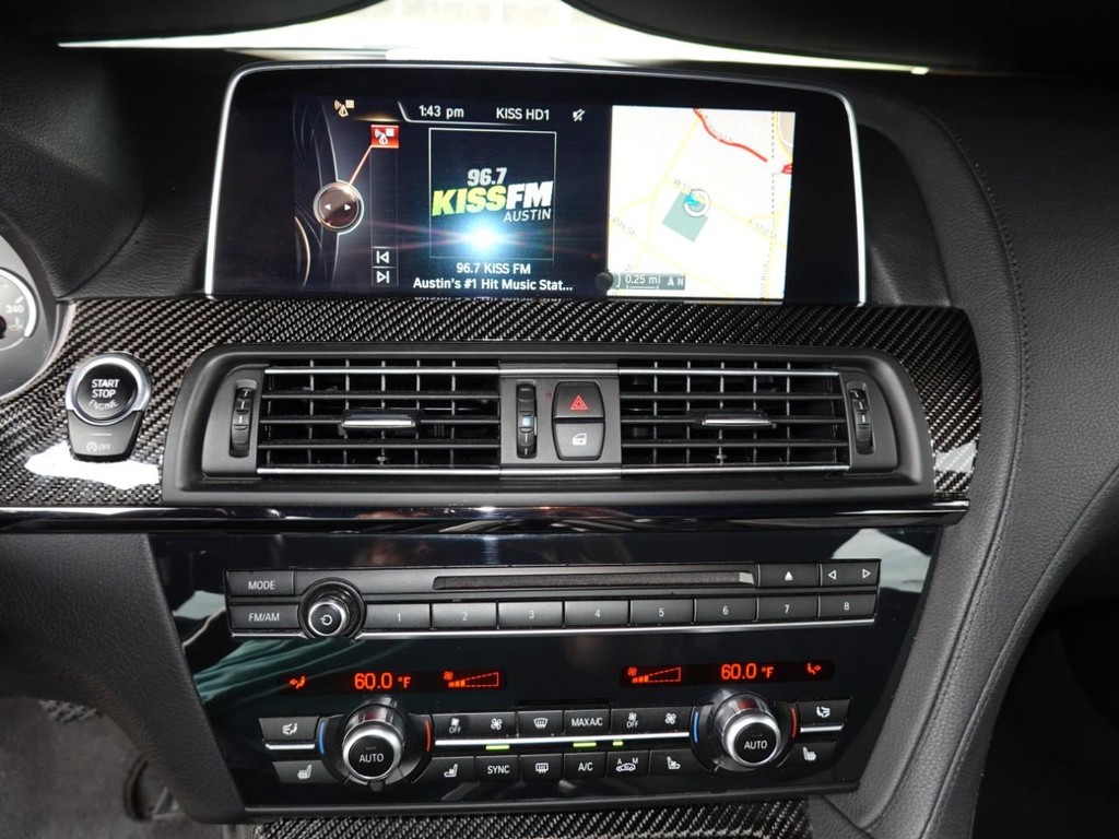 BMW M6 Vehicle Full-screen Gallery Image 15