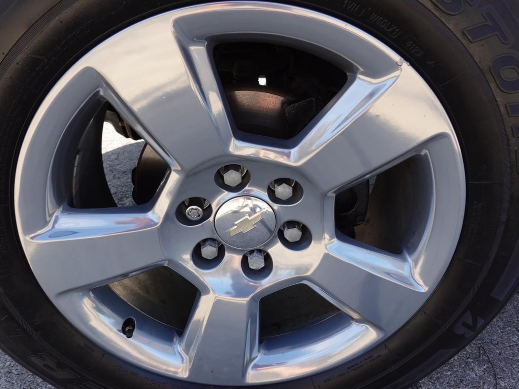 Chevrolet Silverado 1500 Vehicle Full-screen Gallery Image 09