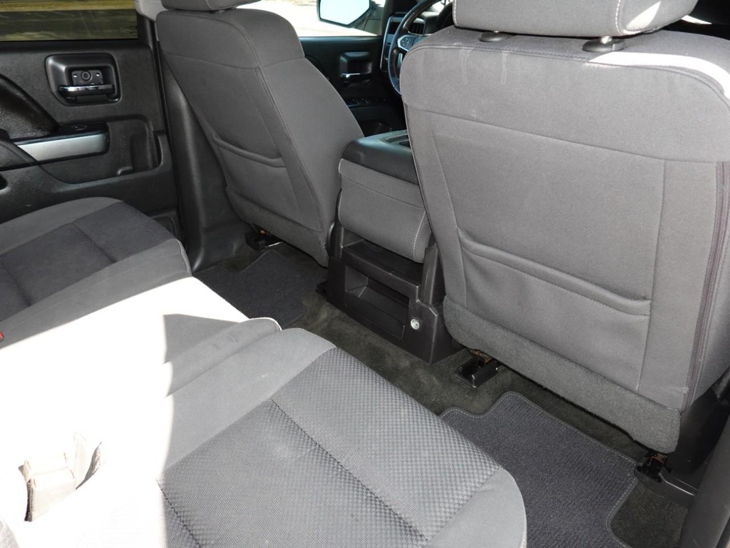 Chevrolet Silverado 1500 Vehicle Full-screen Gallery Image 23