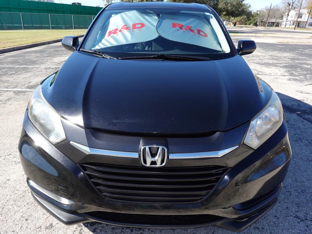 Honda HR-V Vehicle Full-screen Gallery Image 02