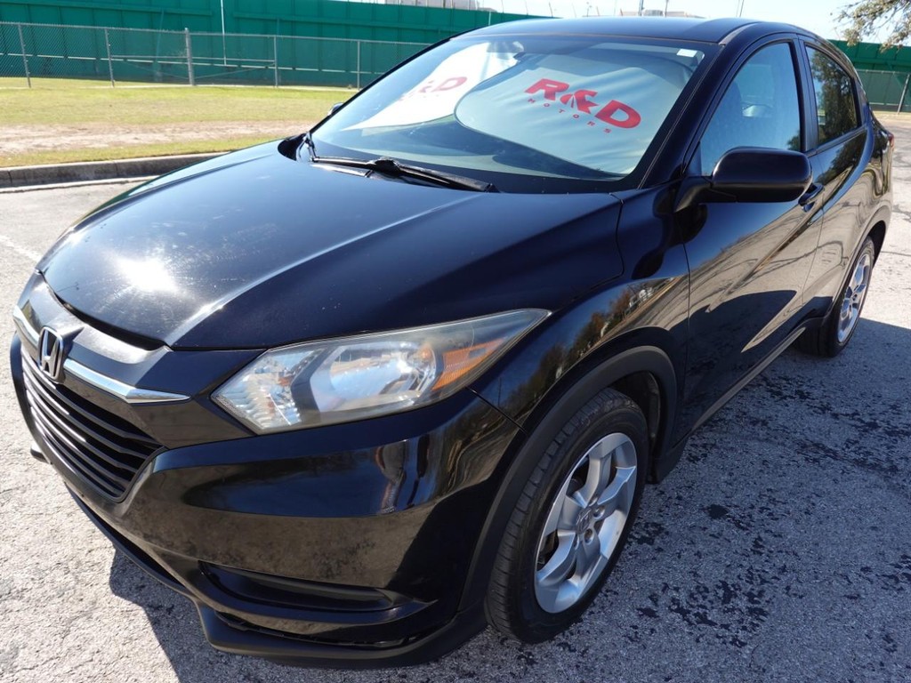 Honda HR-V Vehicle Full-screen Gallery Image 03