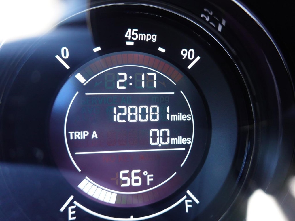 Honda HR-V Vehicle Full-screen Gallery Image 12