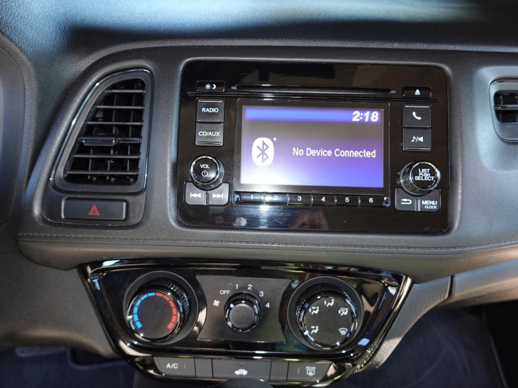 Honda HR-V Vehicle Full-screen Gallery Image 14