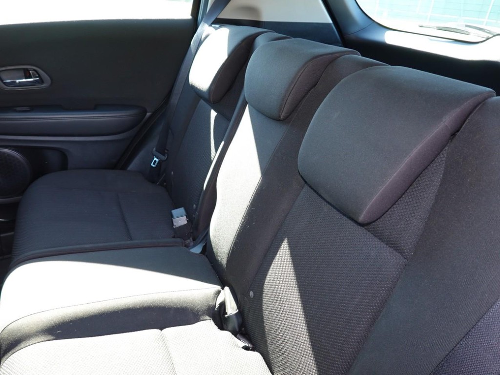 Honda HR-V Vehicle Full-screen Gallery Image 19