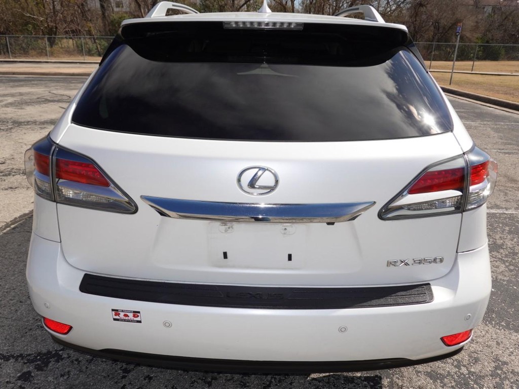 Lexus RX 350 Vehicle Full-screen Gallery Image 06