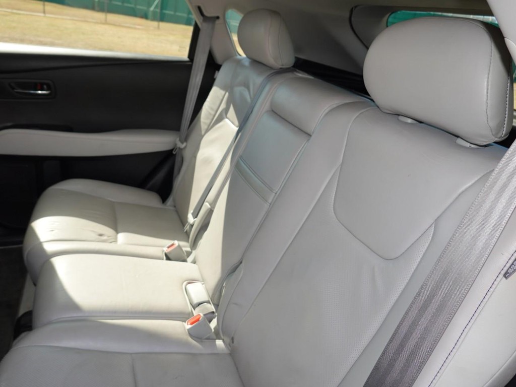 Lexus RX 350 Vehicle Full-screen Gallery Image 20