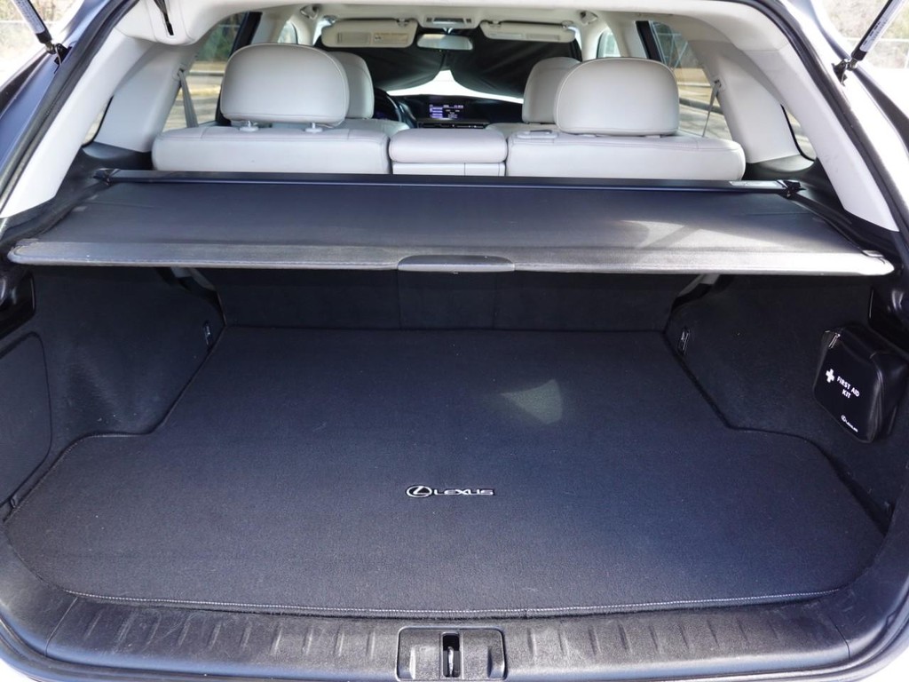 Lexus RX 350 Vehicle Full-screen Gallery Image 27