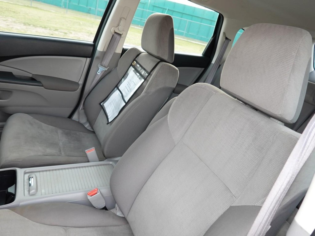 Honda CR-V Vehicle Full-screen Gallery Image 14