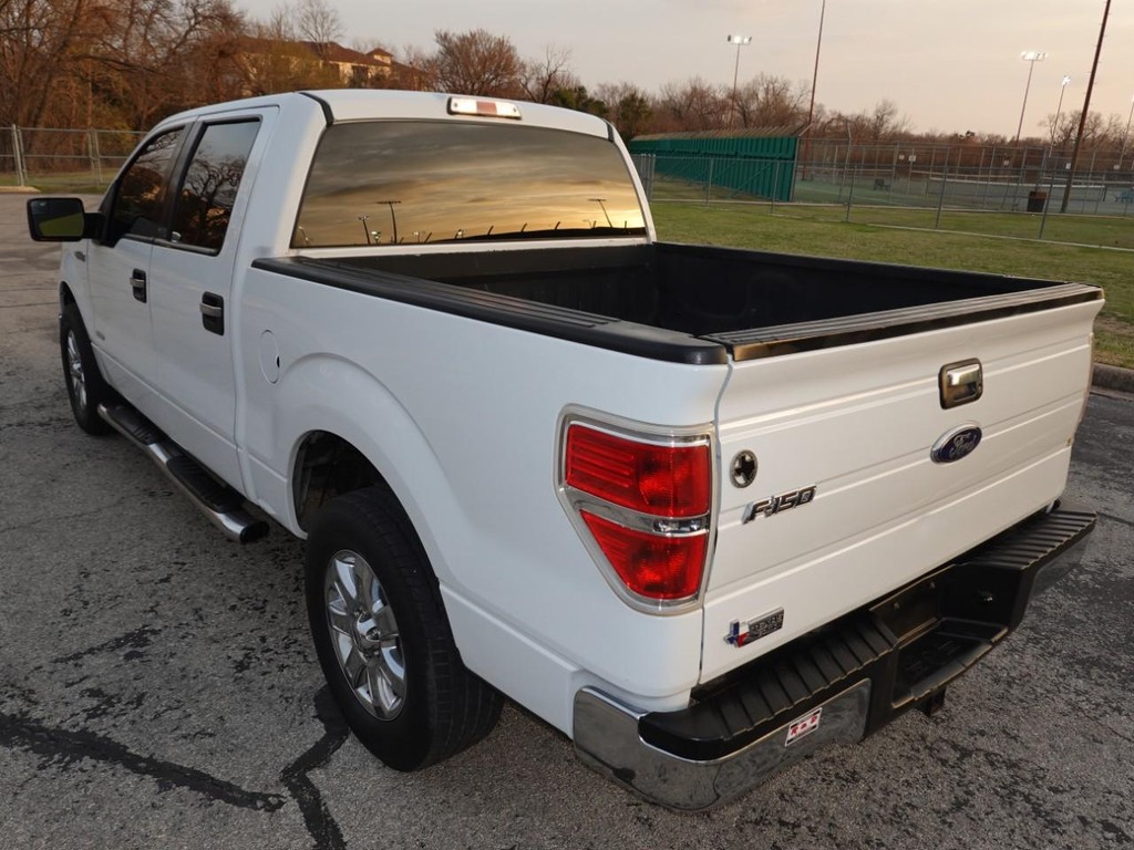 Ford F-150 Vehicle Full-screen Gallery Image 05