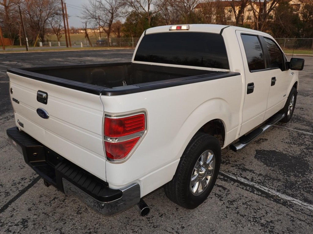 Ford F-150 Vehicle Full-screen Gallery Image 07