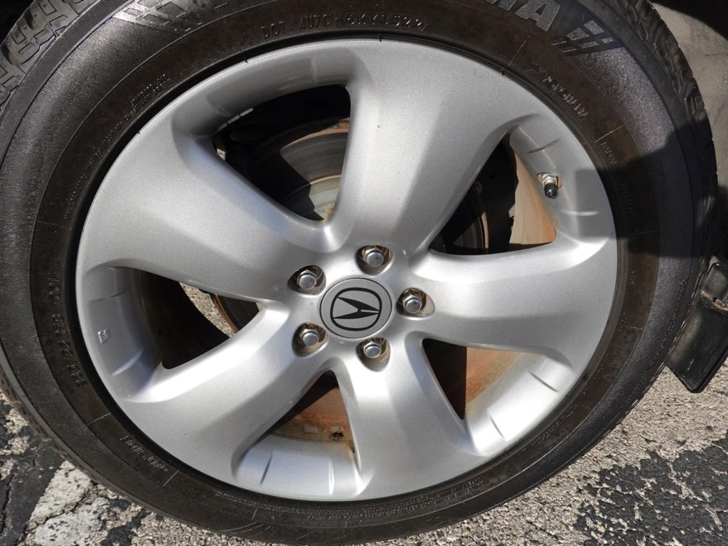 Acura RDX Vehicle Full-screen Gallery Image 09