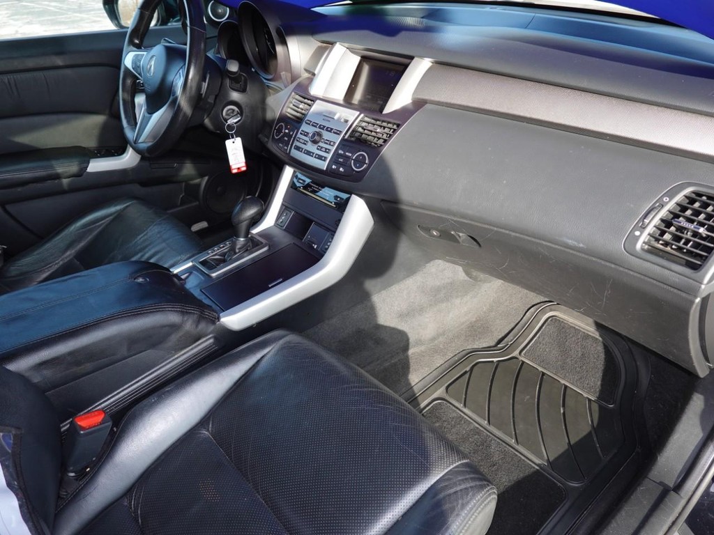 Acura RDX Vehicle Full-screen Gallery Image 21