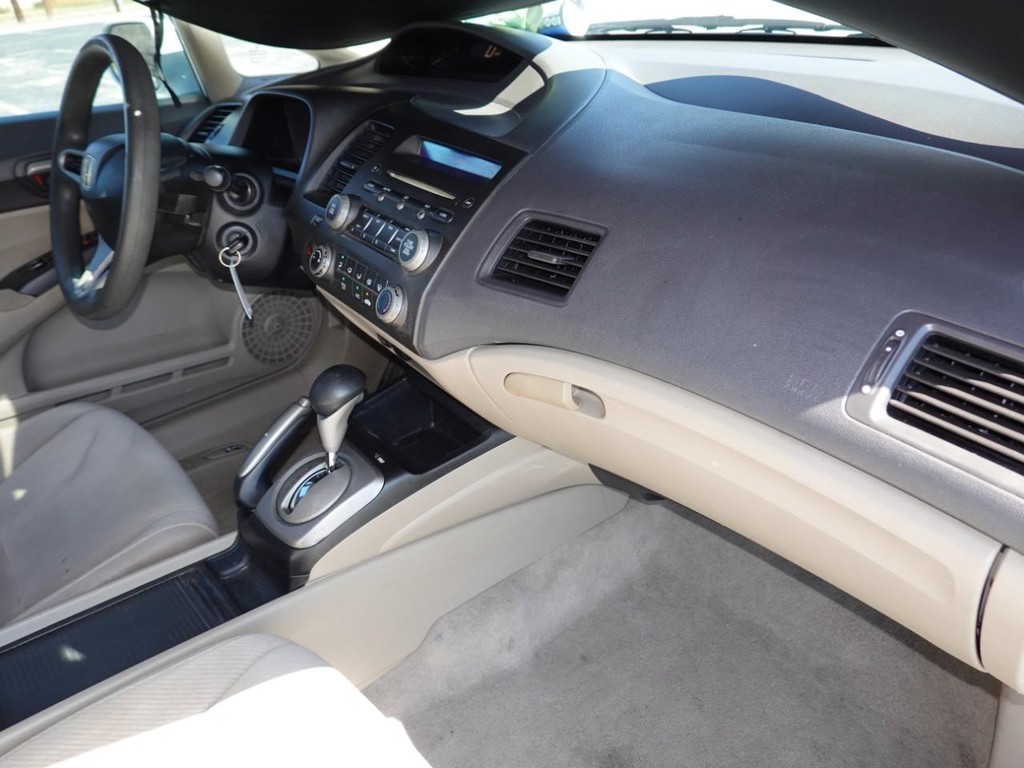 Honda Civic Sedan Vehicle Full-screen Gallery Image 20