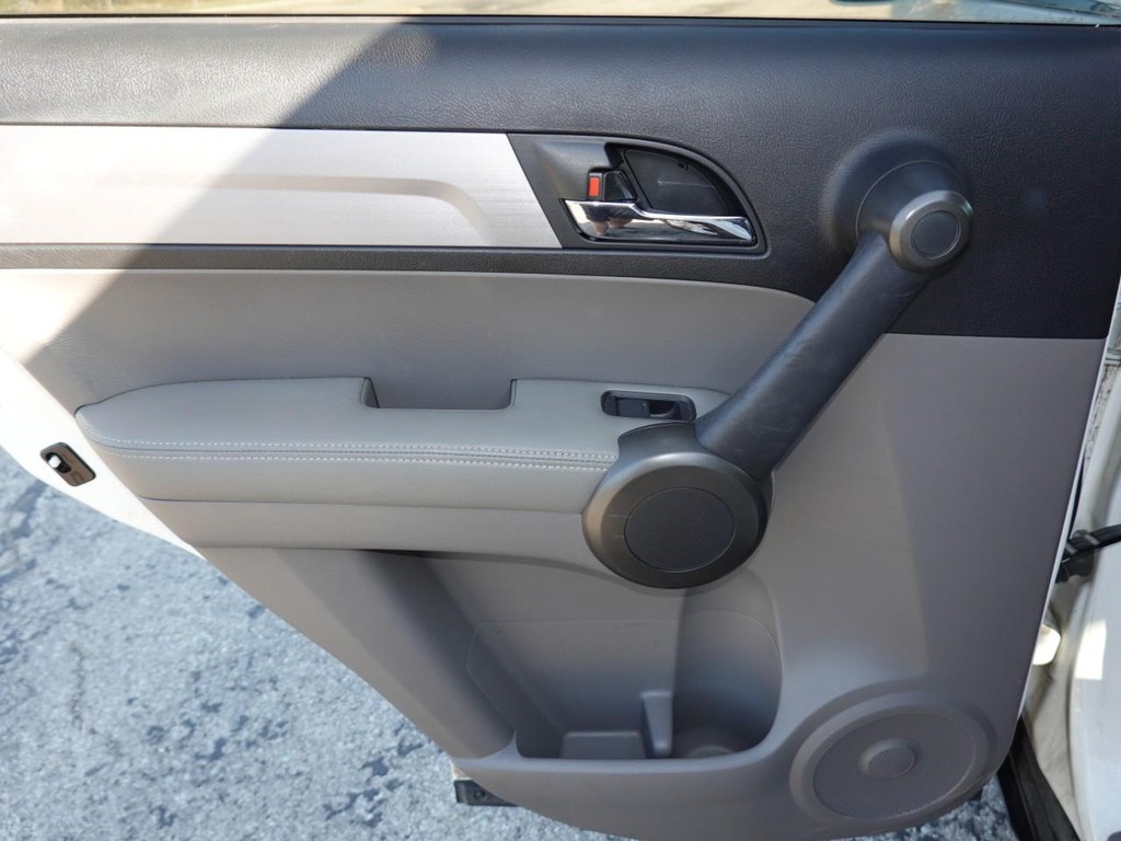 Honda CR-V Vehicle Full-screen Gallery Image 20