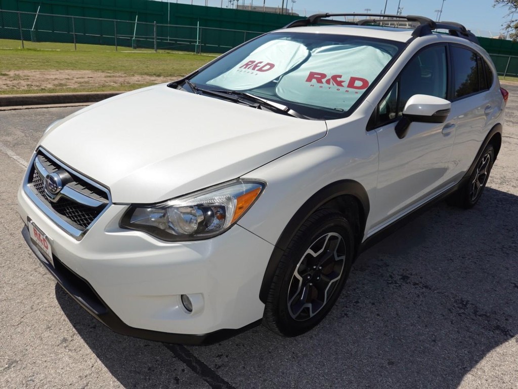 Subaru XV Crosstrek Vehicle Full-screen Gallery Image 03