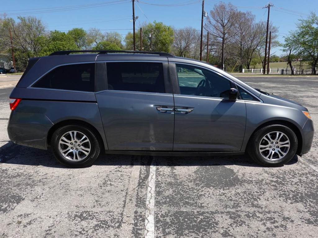 Honda Odyssey Vehicle Full-screen Gallery Image 08