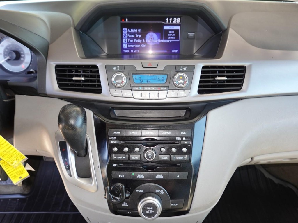 Honda Odyssey Vehicle Full-screen Gallery Image 14
