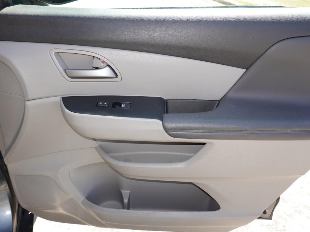 Honda Odyssey Vehicle Full-screen Gallery Image 25