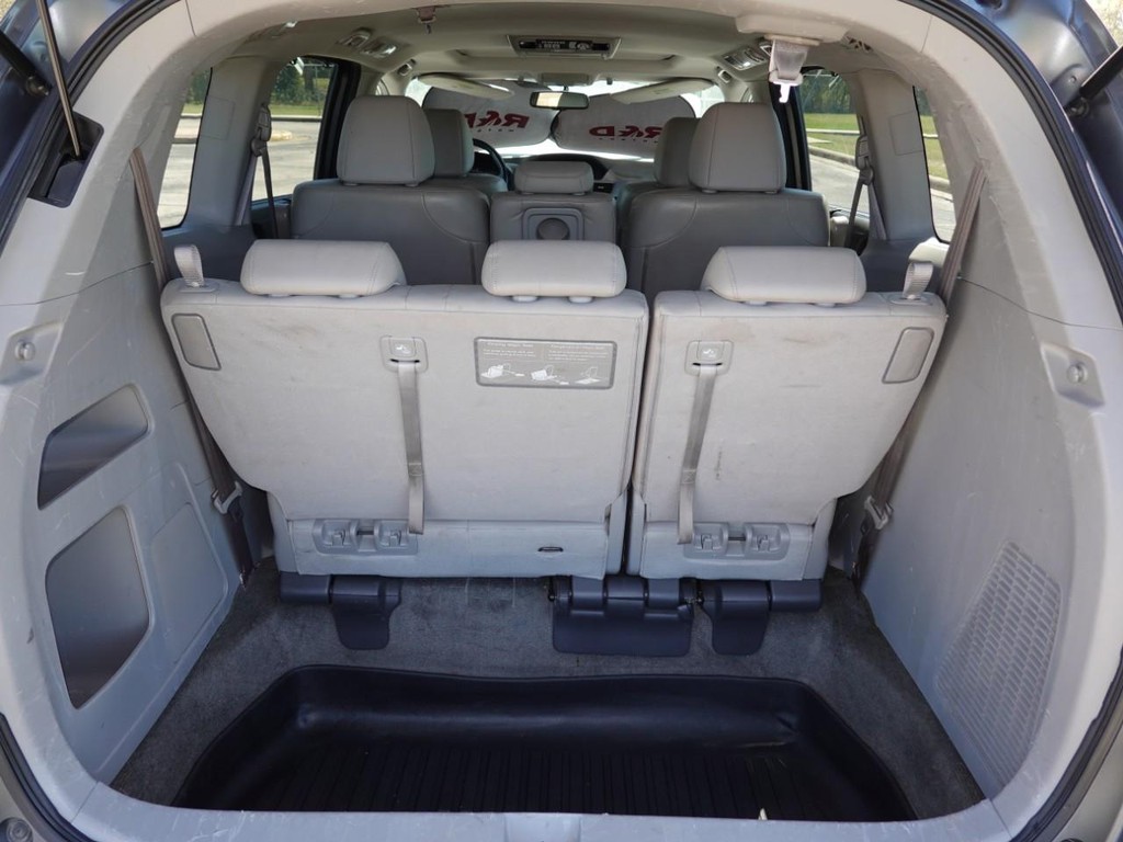 Honda Odyssey Vehicle Full-screen Gallery Image 27
