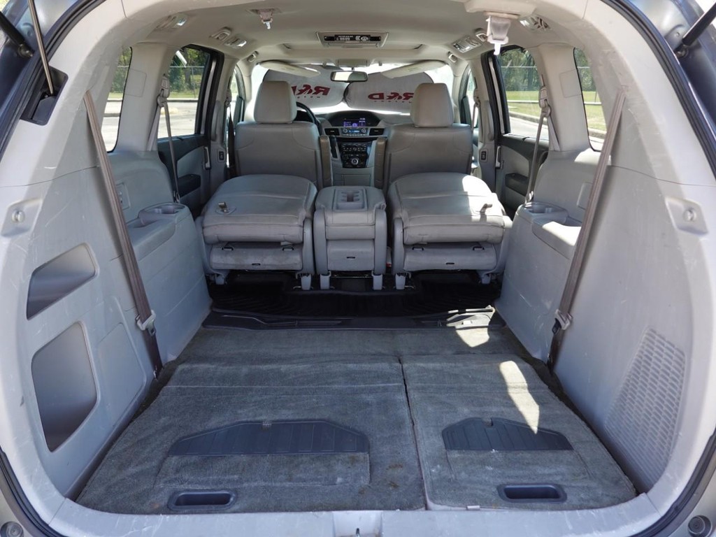 Honda Odyssey Vehicle Full-screen Gallery Image 28
