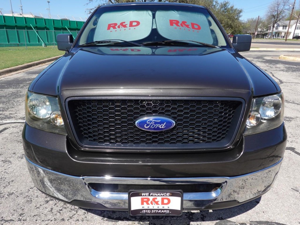 Ford F-150 Vehicle Full-screen Gallery Image 02